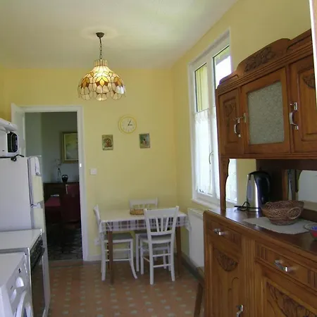 Landhaus A Avec Cheminee Et Jardin Clos - Fr-1-489-11
