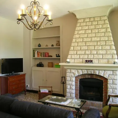 Landhaus A Avec Cheminee Et Jardin Clos - Fr-1-489-11